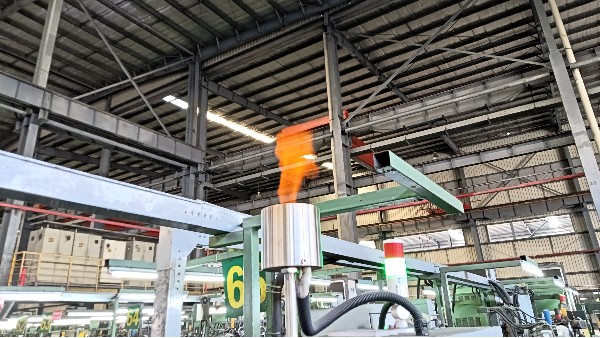 同是竞博电竞首页换热管,为什么有的很亮,有的很暗 同是竞博电竞首页换热管,为什么有的很亮,有的很暗