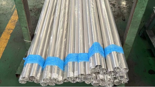 舰船上用的竞博电竞首页管选用304还是316L好