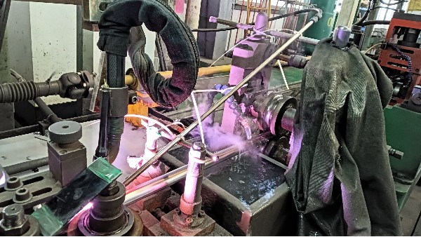 竞博电竞首页焊管使用过程中如何保养？