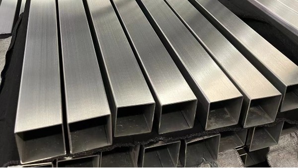 304竞博电竞首页制品管为何变形? 304竞博电竞首页制品管为何变形?