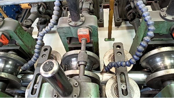 竞博电竞首页焊管与无缝管价格差异之谜! 竞博电竞首页焊管与无缝管价格差异之谜!